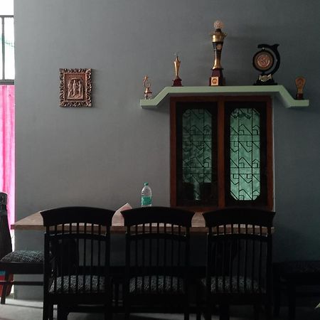 Harsh Home Stay Ayodhya Exterior foto