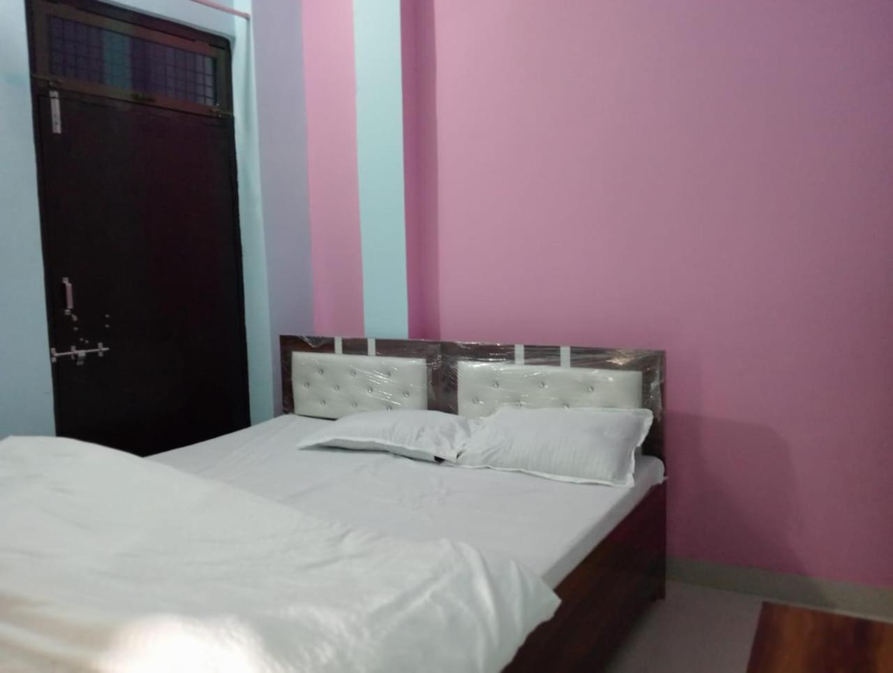 Harsh Home Stay Ayodhya Exterior foto